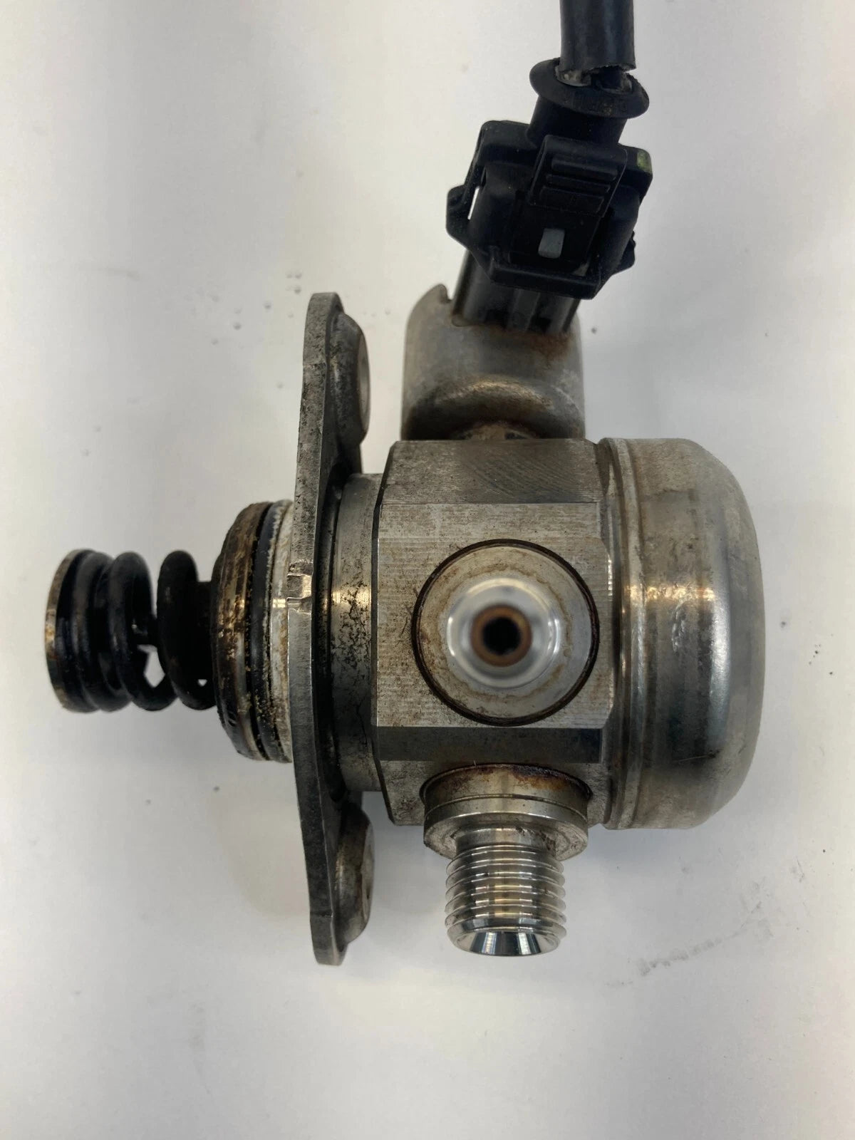 2011-2013 KIA OPTIMA 2.4L ENGINE HIGH PRESSURE FUEL PUMP 35320-2G730 OEM