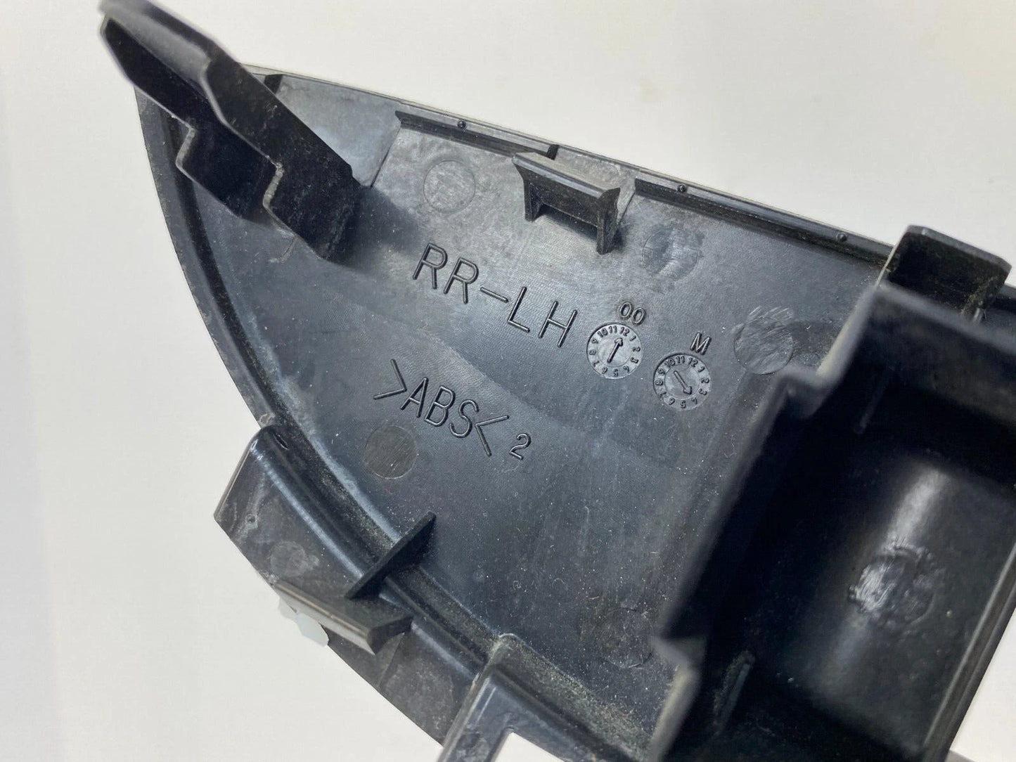 2010-2015 TOYOTA PRIUS REAR LEFT SIDE DOOR POWER WINDOW SWITCH BEZEL 74272-47060