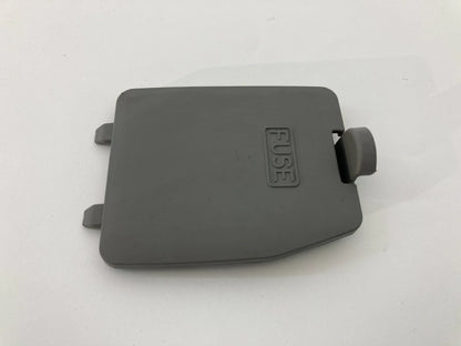 2007 2008 HYUNDAI ENTOURAGE FUSE BOX DOOR COVER TRIM PANEL BEZEL OEM