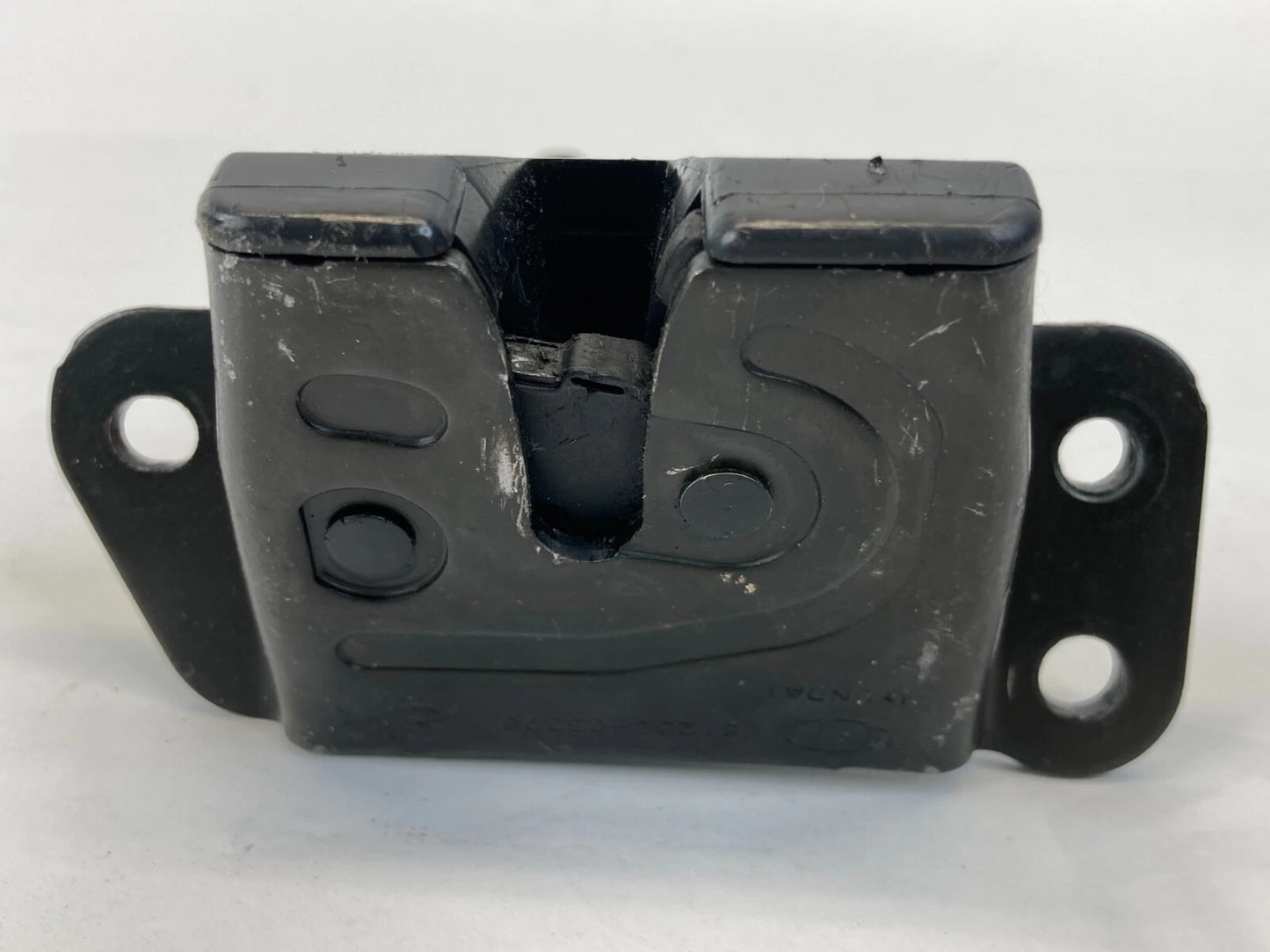 2007-2009 HYUNDAI SANTA FE REAR TRUNK LIFTGATE TAILGATE LOCK LATCH 81230-2B000