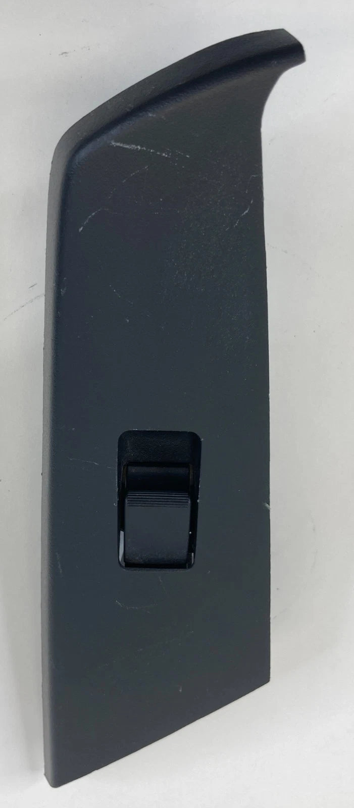 2010-2013 MAZDA MAZDA3 POWER WINDOW CONTROL SWITCH BEZEL REAR RH OEM BBM4-68-5L1