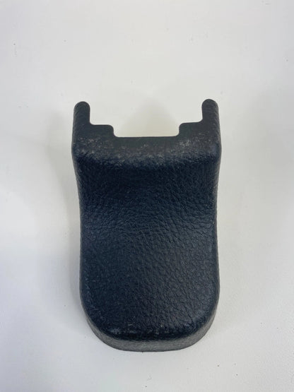 2007-2009 HYUNDAI SANTA FE FRONT LEFT SIDE SEAT TRACK END COVER TRIM 88097-2B100