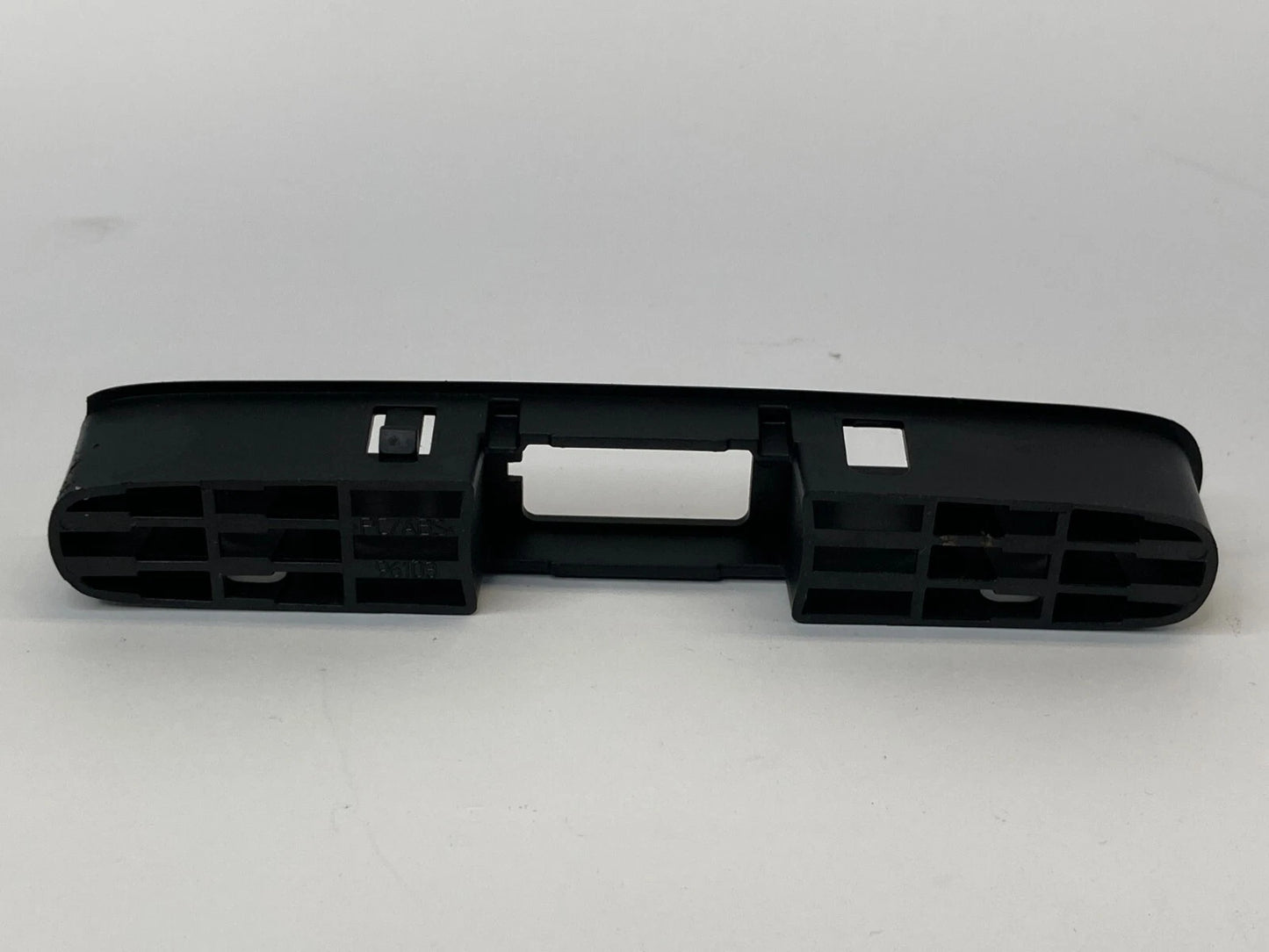 2006-2011 MERCEDES-BENZ ML350 DASH CENTER AIR VENT GRILLE DEFROST OEM