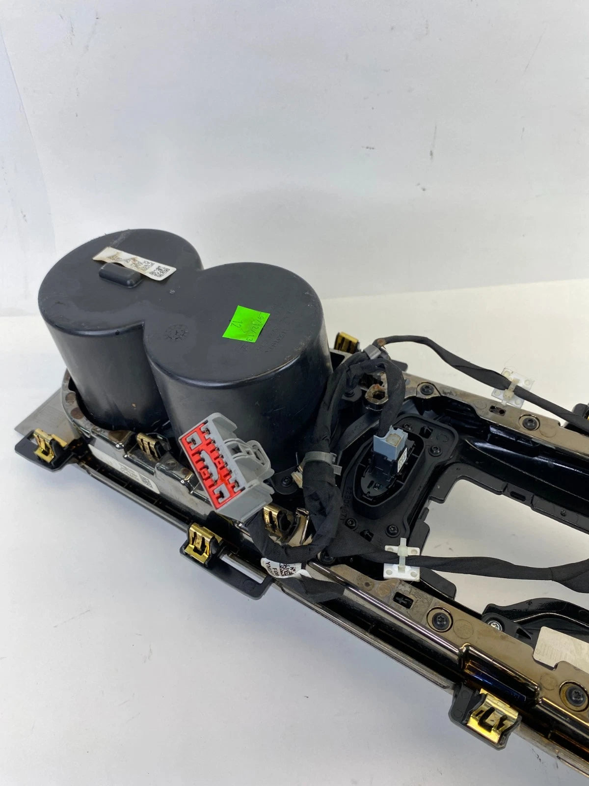 2013-2019 CADILLAC ATS CENTER CONSOLE CUP HOLDER SHIFTER TRIM PANEL 23127955 OEM