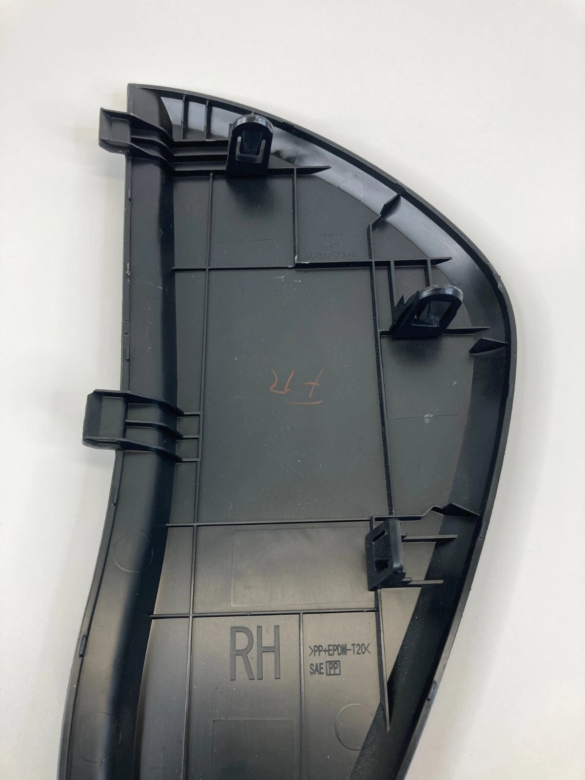 2013-2019 NISSAN SENTRA DASH RIGHT SIDE END CAP COVER TRIM PANEL 68498-3SG0A OEM