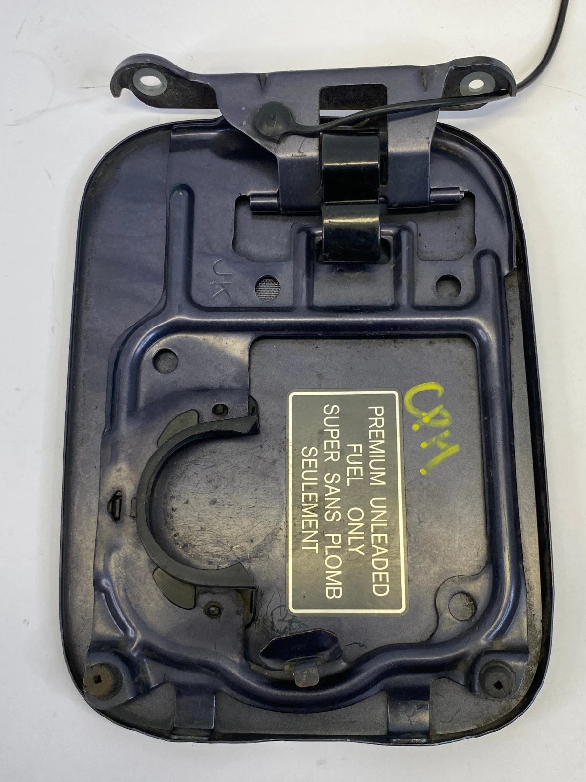 2007 2008 INFINITI G35 SEDAN RR FUEL FILLER DOOR GAS CAP ASSEMBLY OEM 17251JA00A
