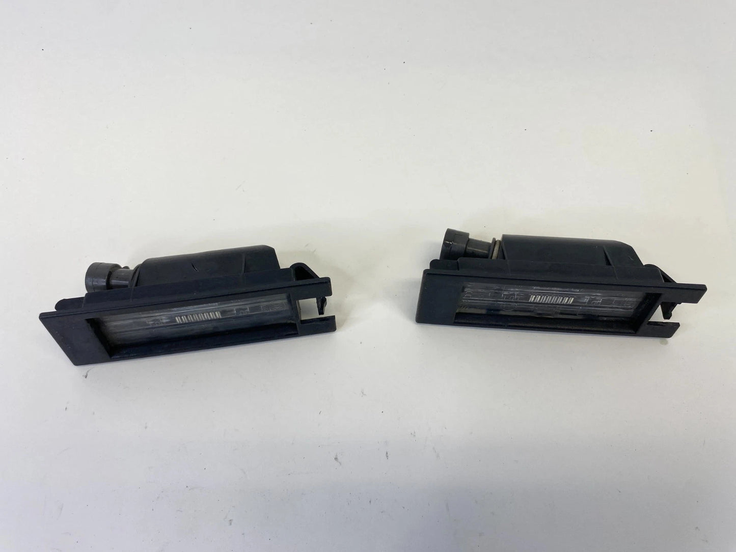 2011-2017 BUICK REGAL BACK REAR TRUNK LICENSE PLATE LIGHT LAMP SET PAR OEM