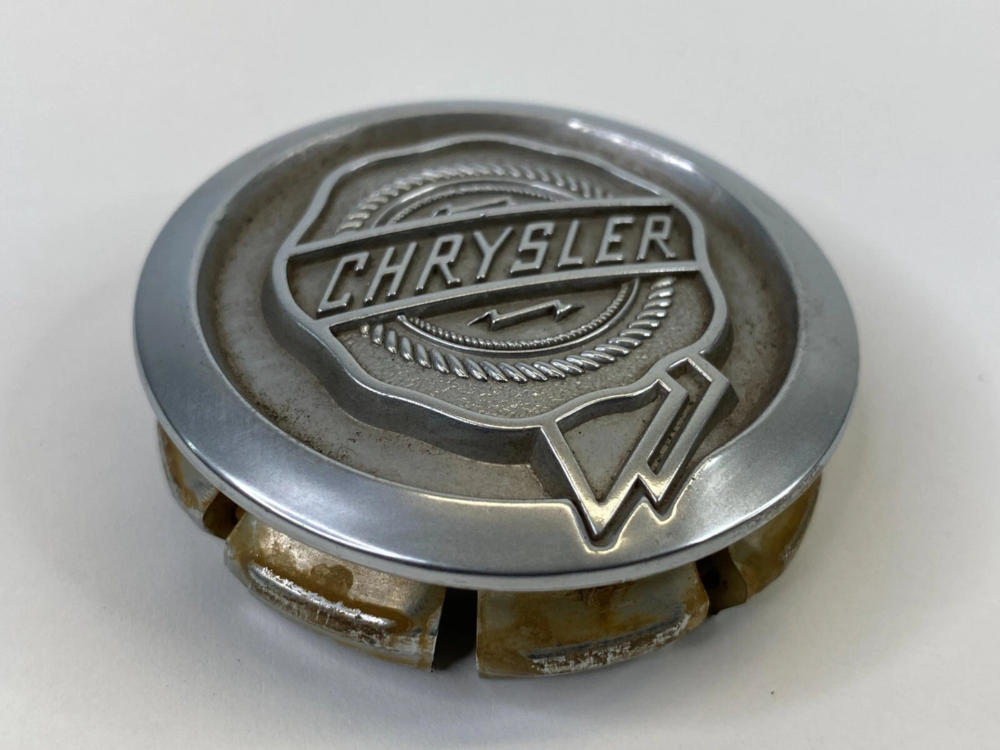 2004-2010 CHRYSLER WHEEL RIM HUBCAP CENTER CAP HUB CAP 18331-45043 OEM