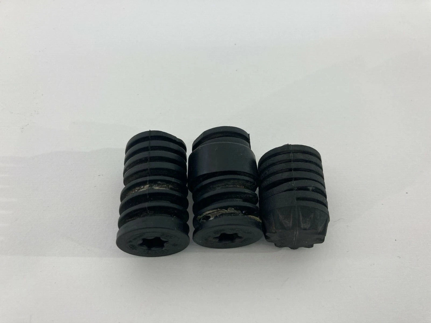2004 2005 BMW 545I FRONT HOOD ADJUSTMENT RUBBER BUMPER STOP SET OEM