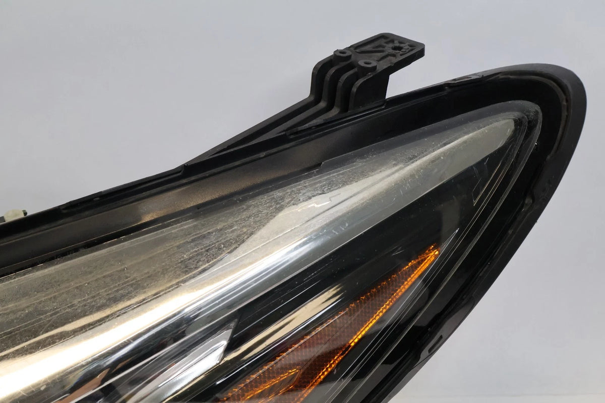 2016-2019 CHEVROLET CRUZE FRONT LEFT DRIVER HEADLIGHT HEADLAMP W LED 84346647