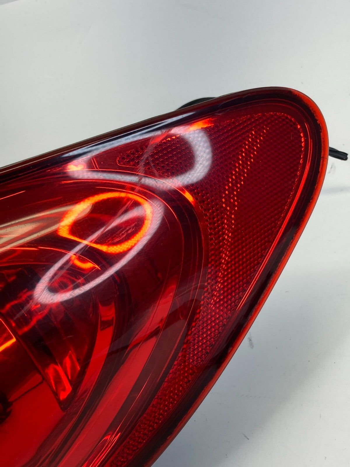 07-10 Hyundai Elantra Sedan Right Side Quarter Panel Taillight Tail Lamp Light