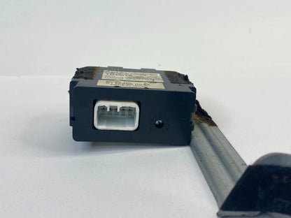 03-08 TOYOTA MATRIX GLASS BREAKAGE SENSOR SECURITY CONTROL ECU 89020-YY020 OEM