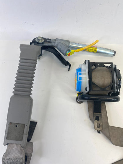 15-17 KIA SEDONA FRONT RIGHT PASSENGER SIDE SEAT BELT RETRACTOR 88820-A9500 OEM