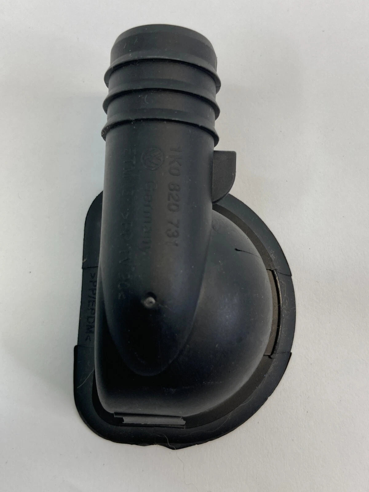2009-2017 VOLKSWAGEN TIGUAN DASH AIR HOSE UNION DUCT ADAPTER COVER 1K0820731