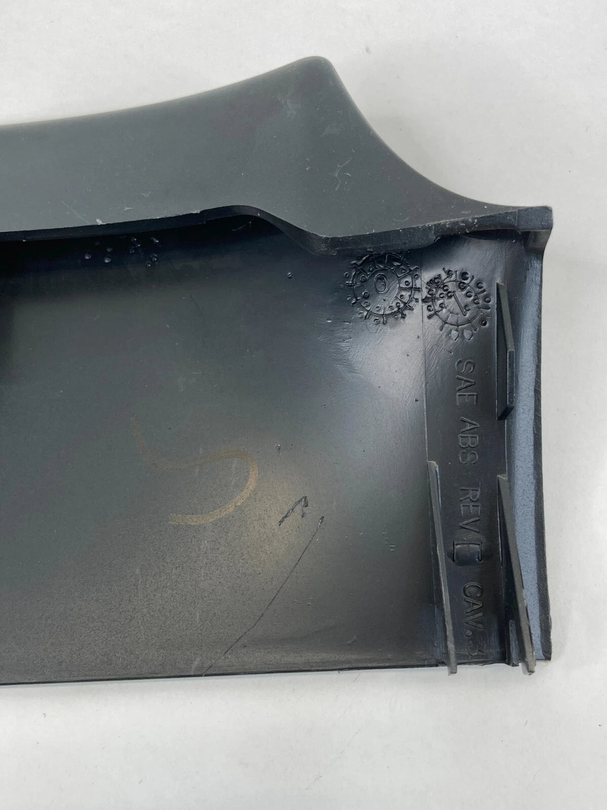 01-07 DODGE CARAVAN UPPER STEERING COLUMN COWL TRIM PANEL BOTTOM SA35TRMAA OEM