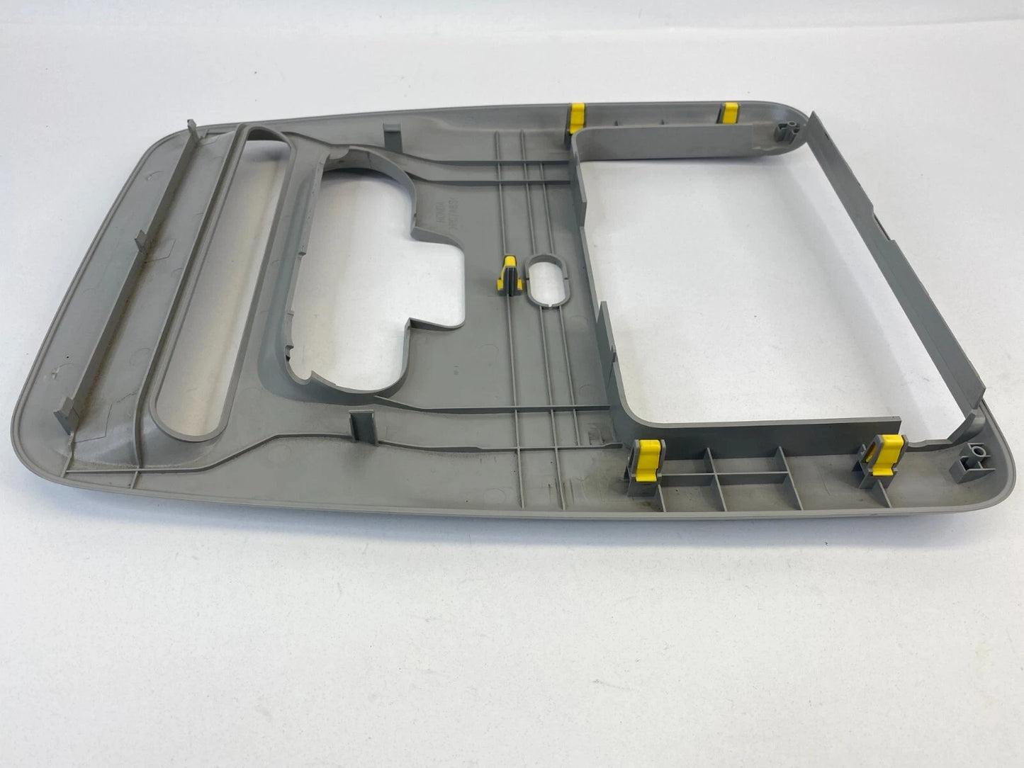 2005 HONDA ODYSSEY REAR ROOF OVERHEAD DVD SCREEN COVER BEZEL TRIM HOUSING