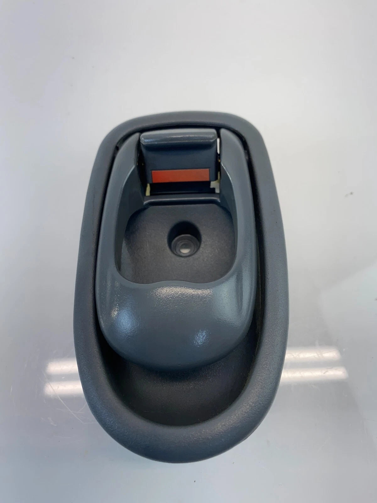 2002-2004 KIA SPECTRA FRONT RIGHT PASSENGER INTERIOR DOOR HANDLE K2N1-58759-330