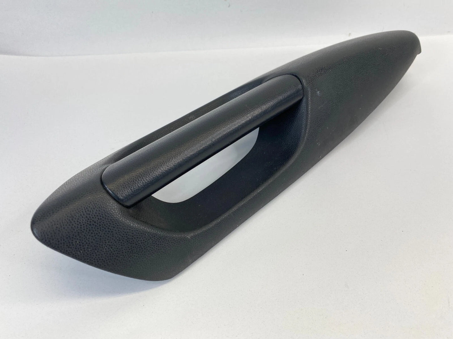 2004-2009 MAZDA 3 MAZDA3 FRONT LEFT SIDE DOOR ARM REST GRIP HANDLE BP4K69391 OEM