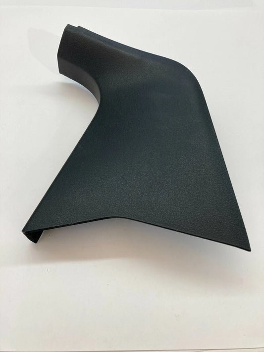 2006-2010 VOLKSWAGEN PASSAT FRONT RIGHT INTERIOR LOWER KICK PANEL TRIM 3C1863484