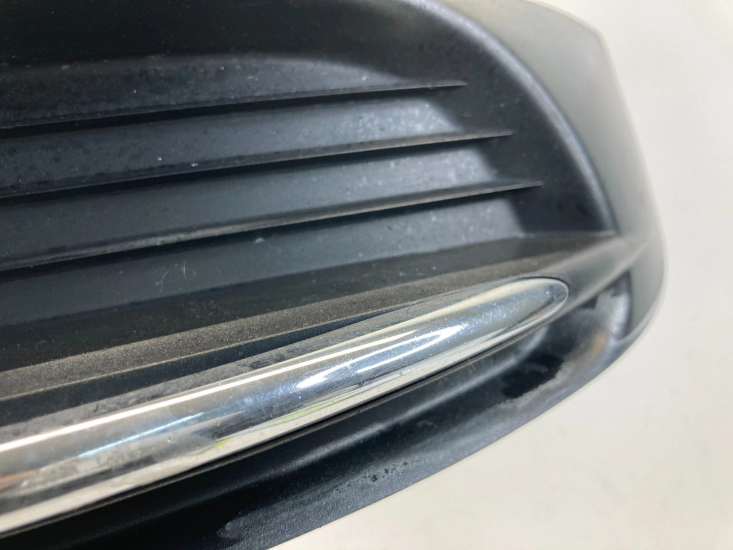 2011-2014 Chrysler 200 Front Right Side Fog Light Bumper Cover Trim 68082054AB