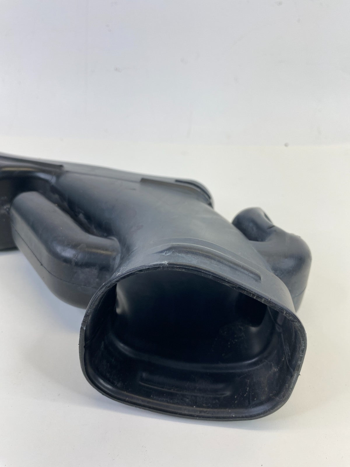 2013 2014 2015 2016 2017 Honda Accord Air Intake Cleaner Upper Duct Tube OEM