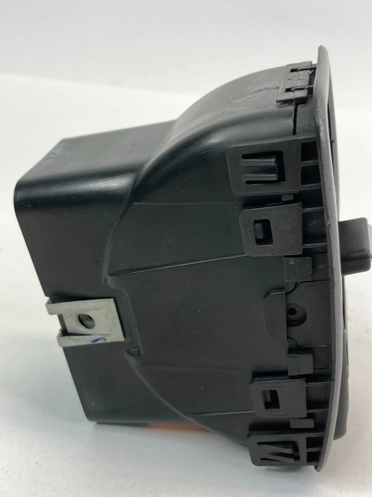 2006 PONTIAC TORRENT DASH RIGHT PASSENGER SIDE A/C AIR VENT GRIL GRILLE OUTLET