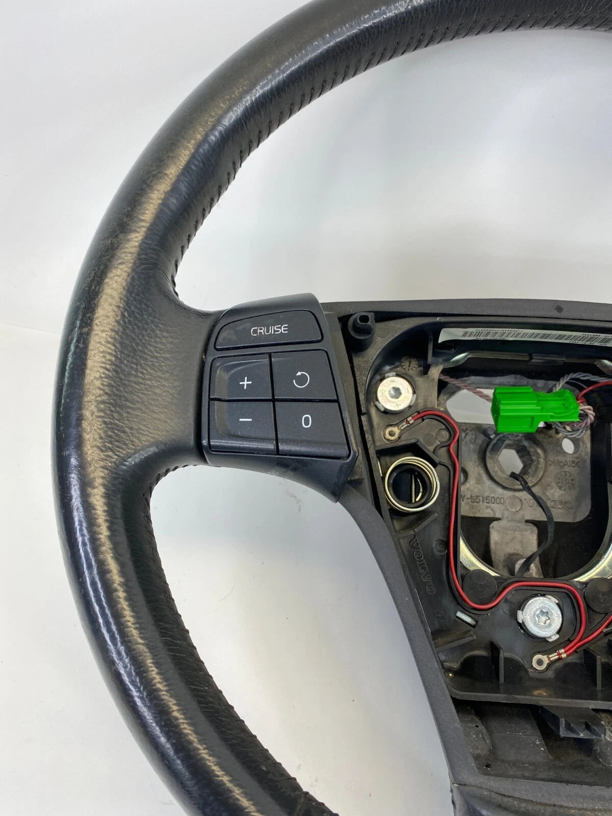 2004-2011 VOLVO S40 2.4I LEATHER STEERING WHEEL W/ CRUISE AUDIO BUTTONS OEM