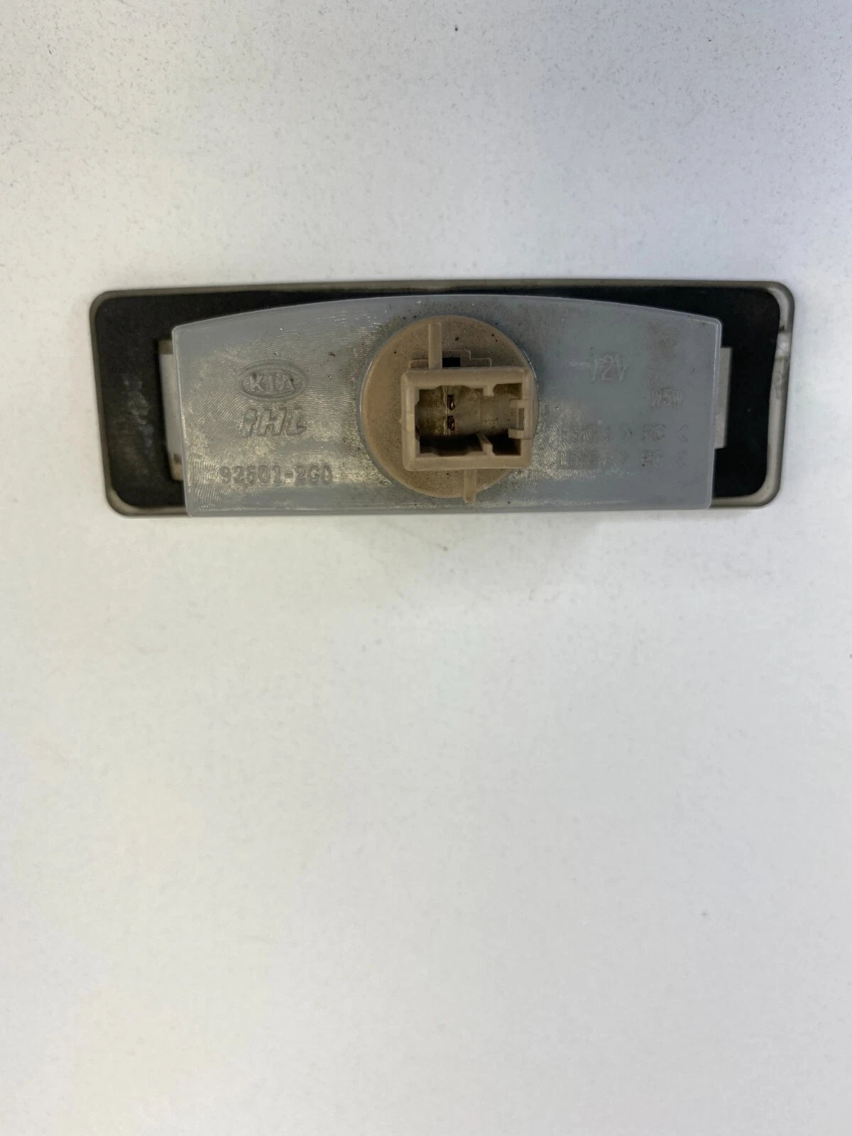 15 16 17 HYUNDAI SONATA SEDAN REAR TRUNK LICENSE PLATE LIGHT LAMP 92501-2G0 OEM