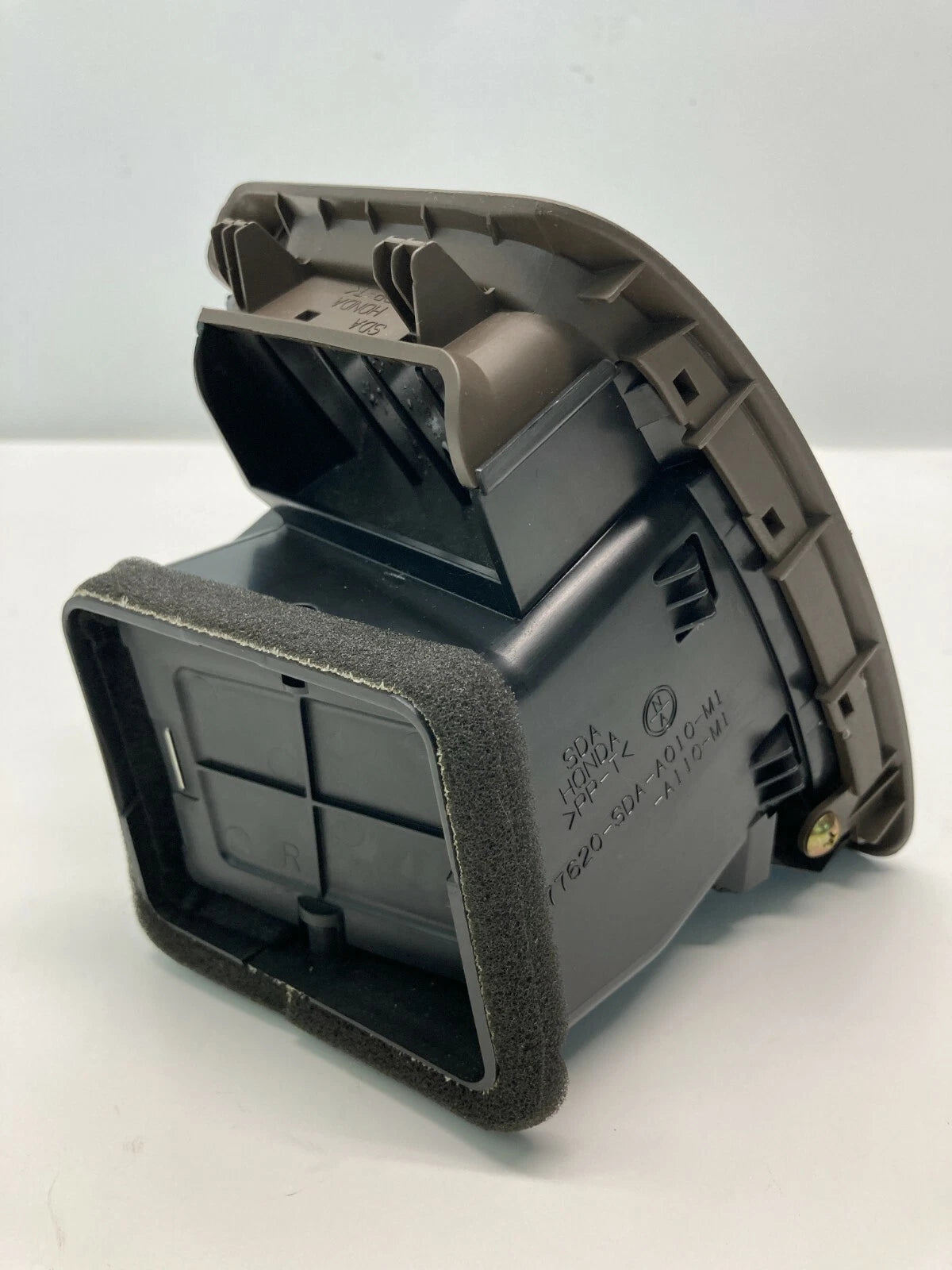 03-07 HONDA ACCORD RIGHT PASSENGER SIDE DASH AC AIR VENT DUCT 77620-SDA-A010-M1