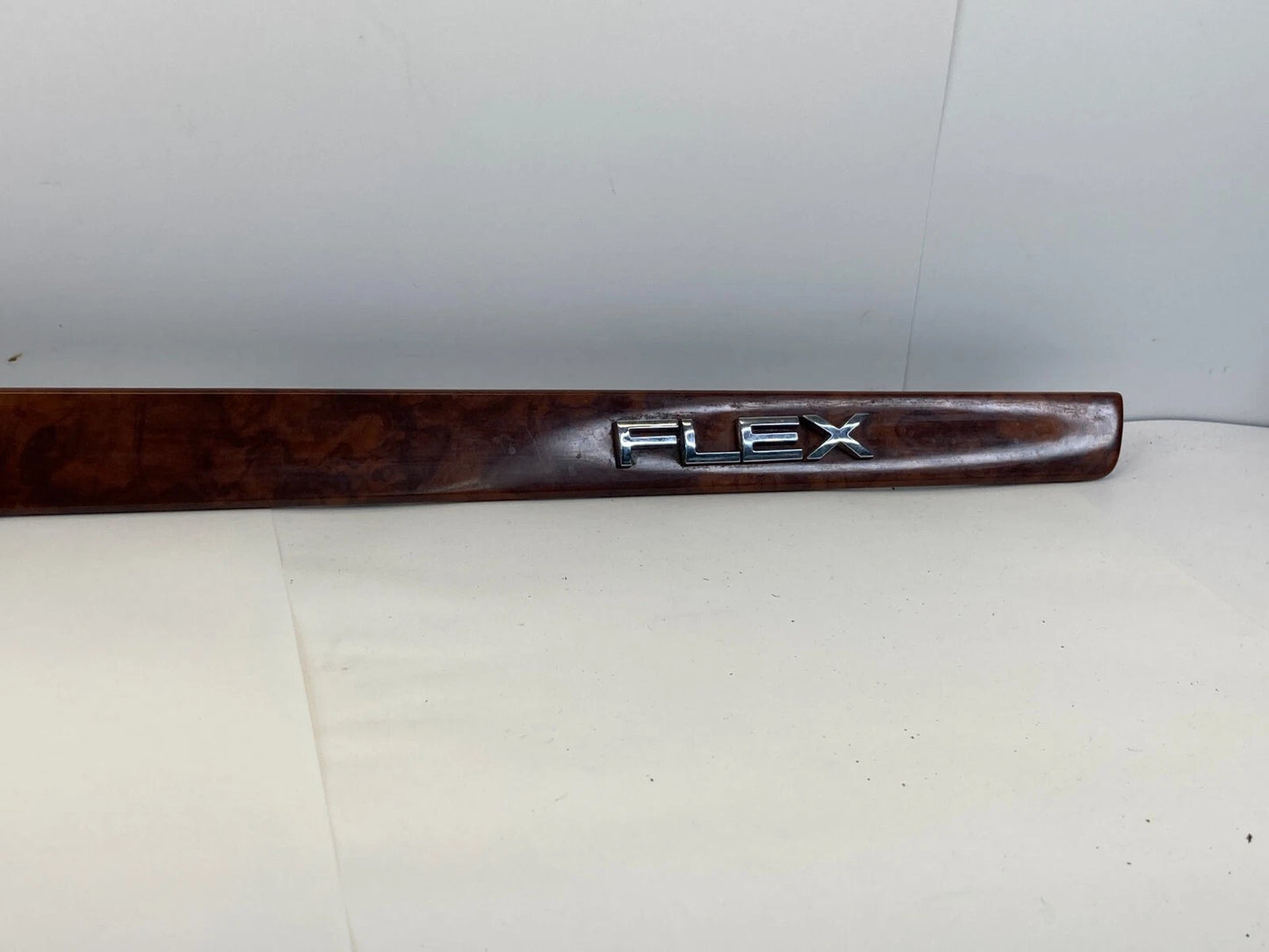 2009-2012 FORD FLEX RIGHT DASH WOOD GRAIN TRIM W/ SWITCHES 8A83-74045C38 OEM