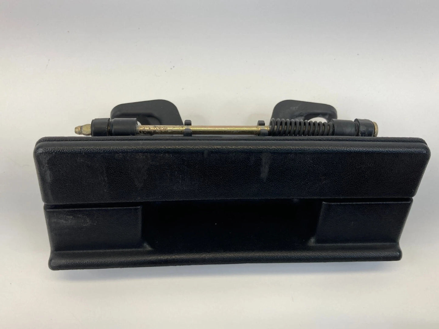 2000-2004 CHEVROLET TAHOE GMC YUKON REAR TRUNK LEFT DOOR OPEN RELEASE HANDLE OEM