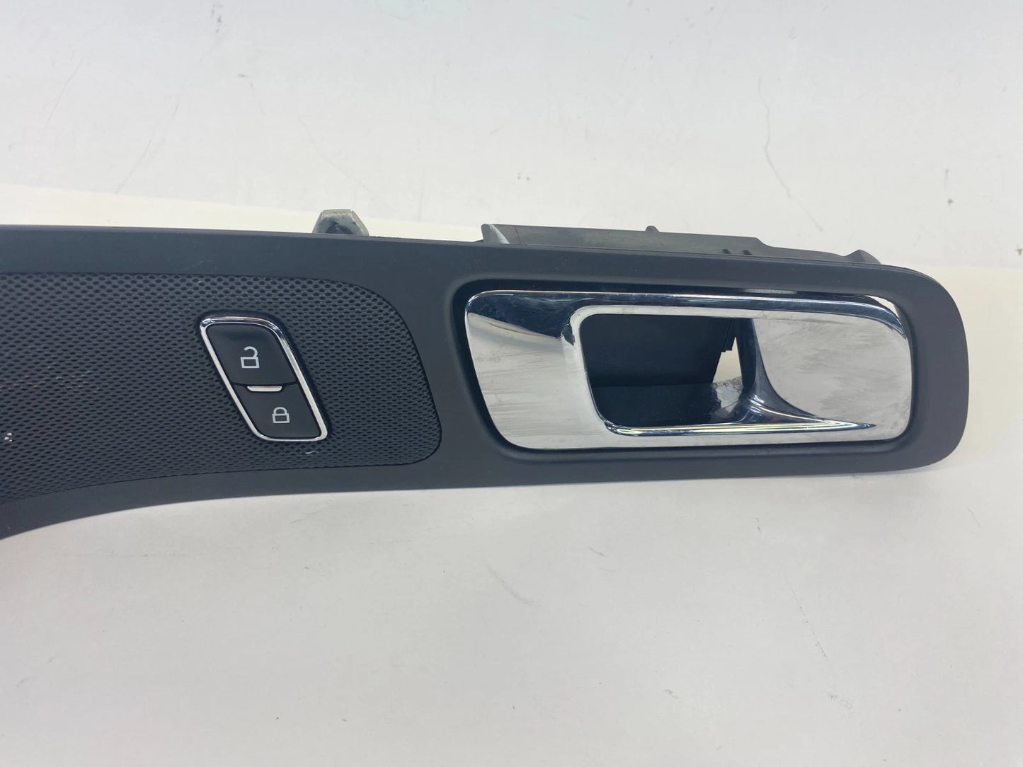 11-15 FORD EXPLORER 13-19 INTERCEPTOR UTILITY FRONT RIGHT INTERIOR DOOR HANDLE