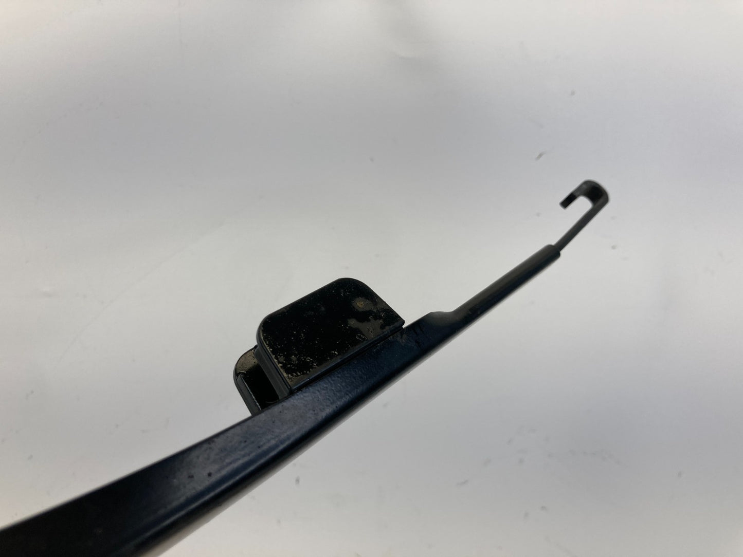 2011-2017 Honda Odyssey Front Windshield Wiper Arm Arms Pair Set OEM