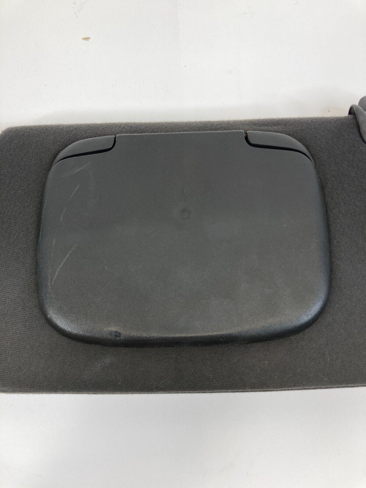 2005-2009 Ford Mustang Front Left Sunvisor Sun Visor Shade 4U5A-00014-AB OEM