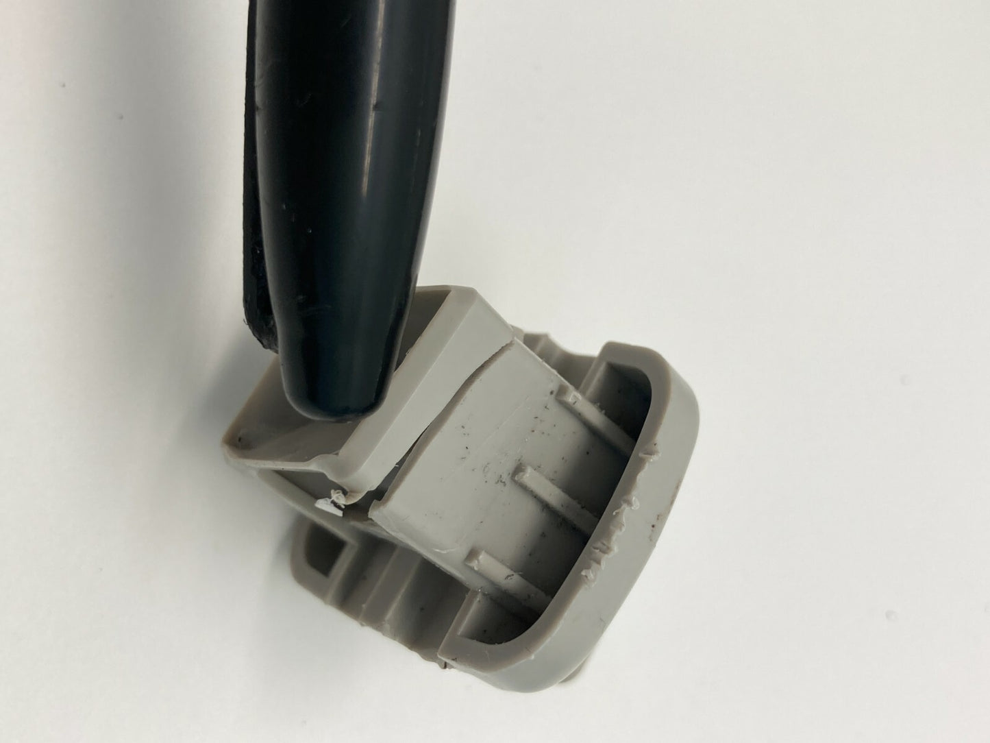 2010-2014 Subaru Outback Legacy Sunvisor Sun Visor t Set Left & Right w/ Clips