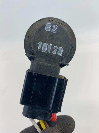 2010 CHRSYLER TOWN & COUNTRY REAR WIRING HARNESS TAIL LIGHT TAILLIGHT ASSY OEM