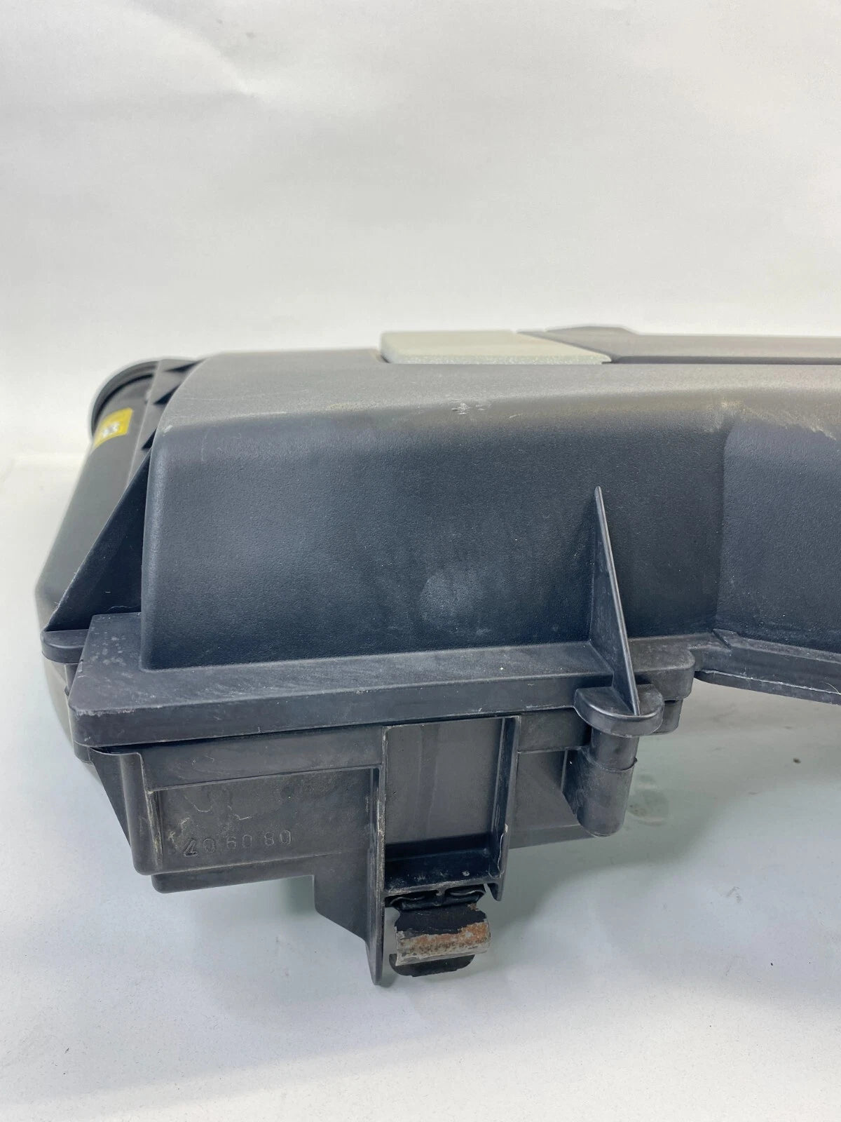 06-12 MERCEDES-BENZ R350 3.5L V6 AIR INTAKE COVER FILTER CLEANER OEM A2730901001