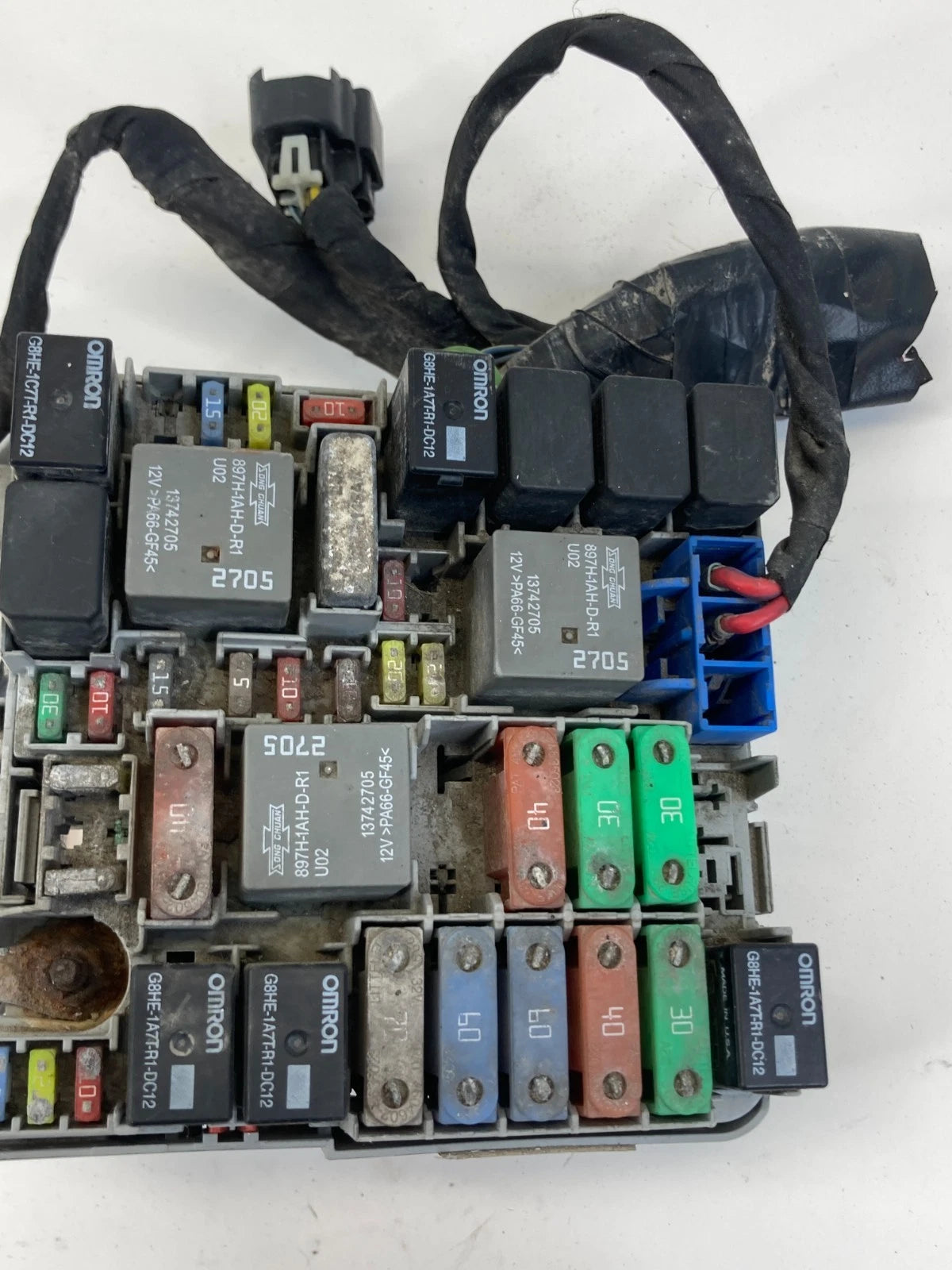 2013 14 15 2016 Dodge Dart 2.4L Engine Fuse Relay Box Compartment Block OEM