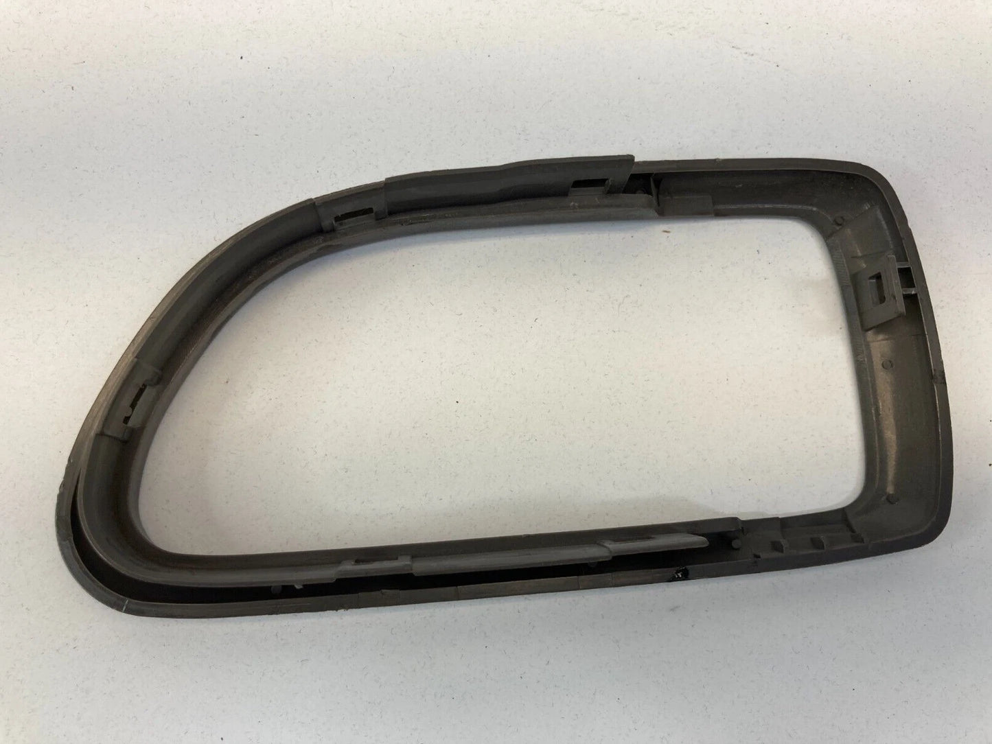 2000-2004 SUBARU OUTBACK FR RH INSIDE DOOR HANDLE BEZEL TRIM COVER PANEL OEM