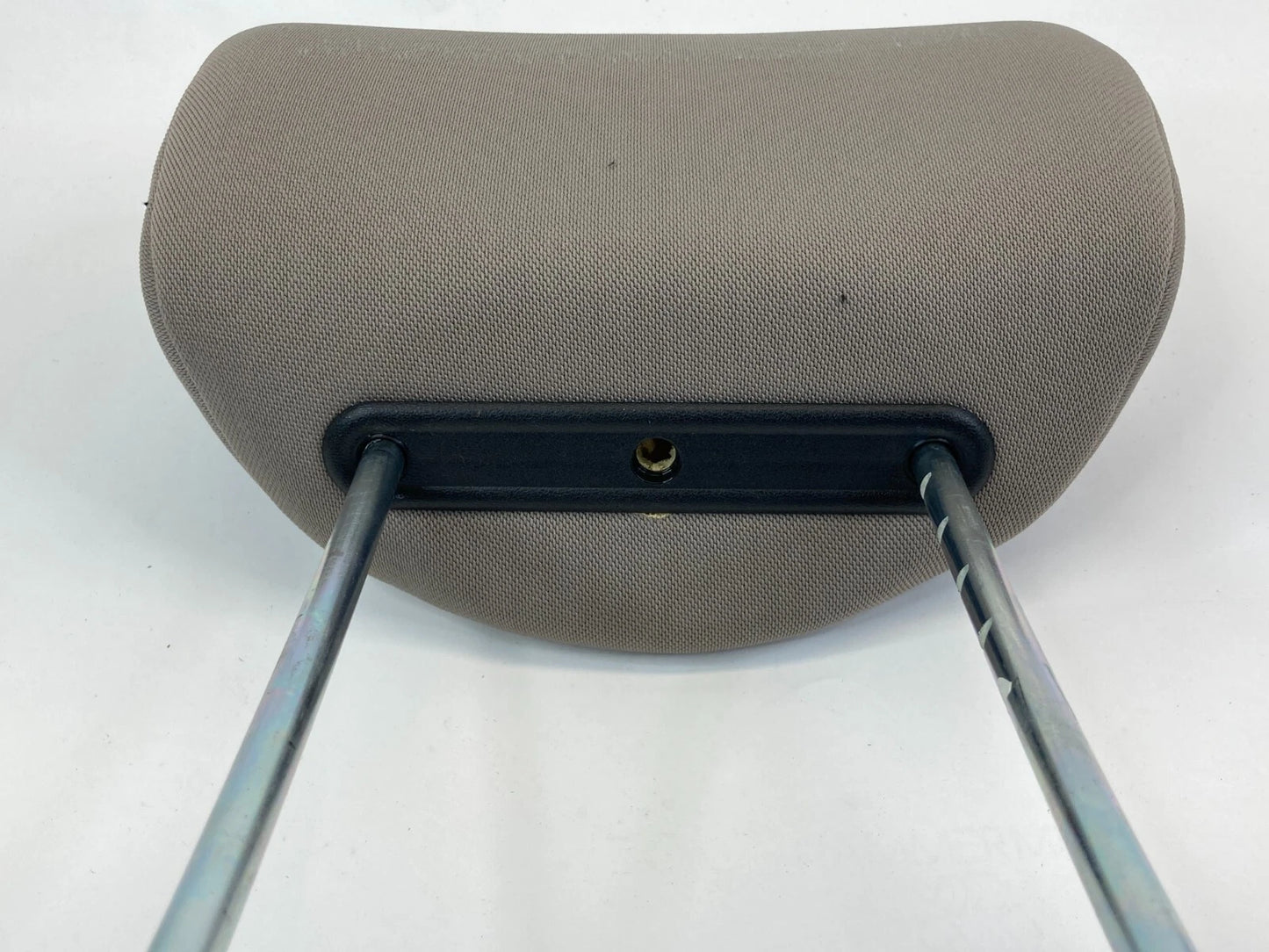 2004-2007 MITSUBISHI ENDEAVOR SUV 4-DR FRONT SEAT HEADREST HEAD REST ASSEMBLY