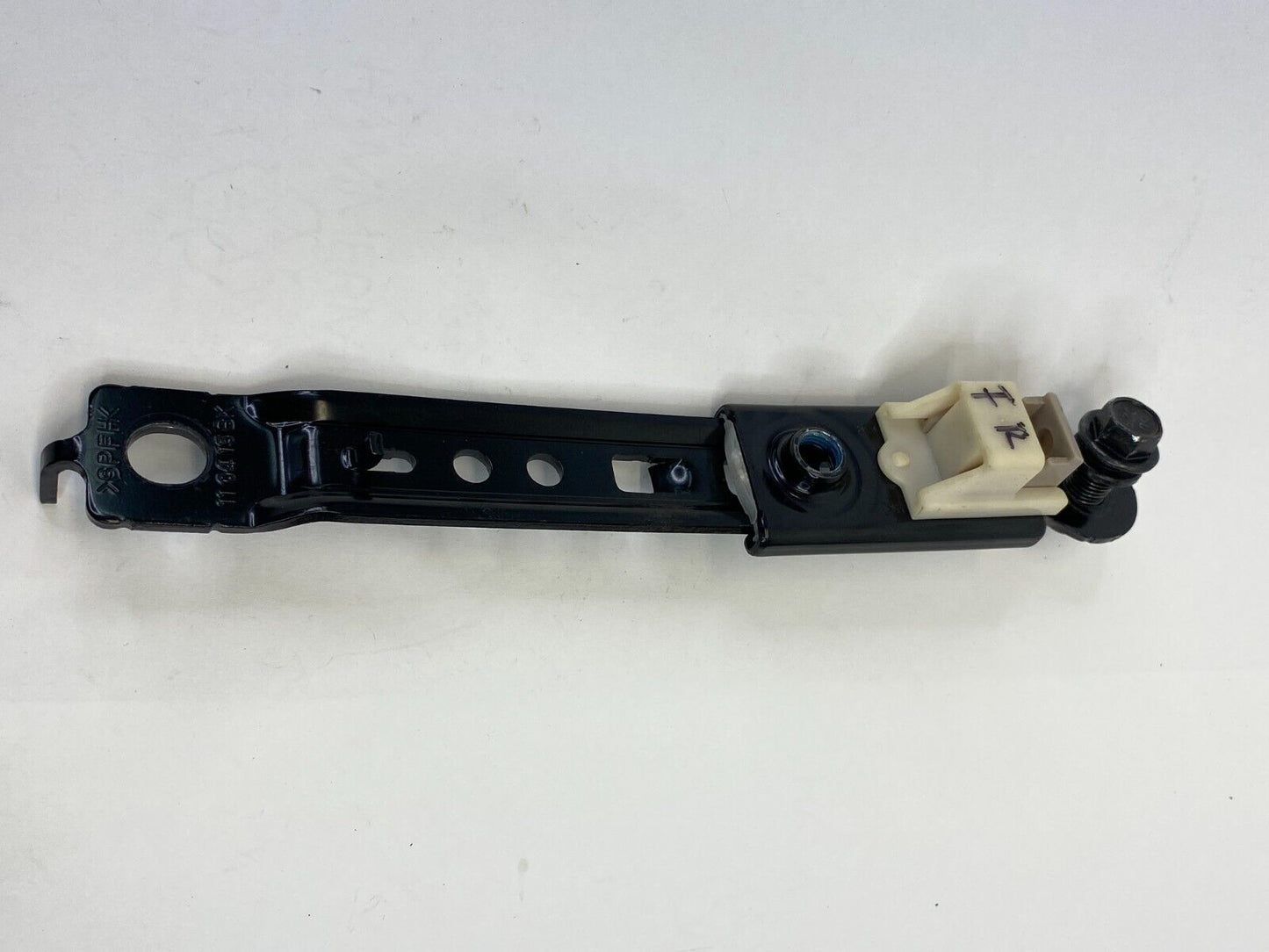 2011-2016 Kia Forte Front Right Passeger Side Seat Belt Height Adjuster OEM