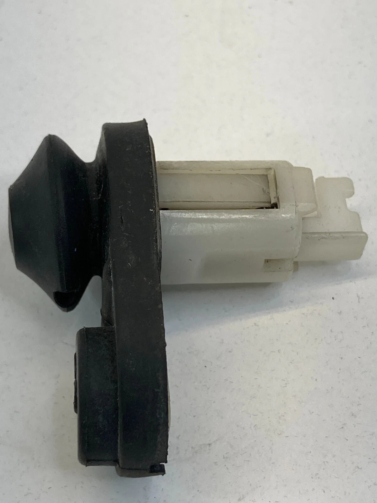 90-94 LEXUS LS400 FRONT RIGHT DOOR COURTESY LIGHT AJAR JAMB SENSOR SWITCH OEM