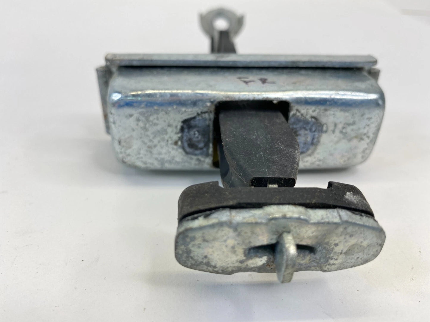 2009-2019 FORD FLEX FRONT RIGHT PASSENGER SIDE DOOR CHECK STRAP STOPPER OEM