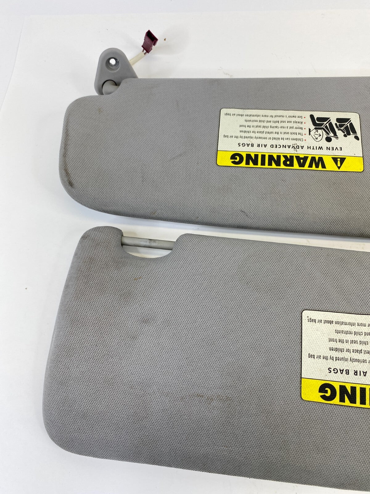 2006 BMW 330i 330xi 325i Left & Right Side Sunvisor Sun Visor Shade Set Pair OEM