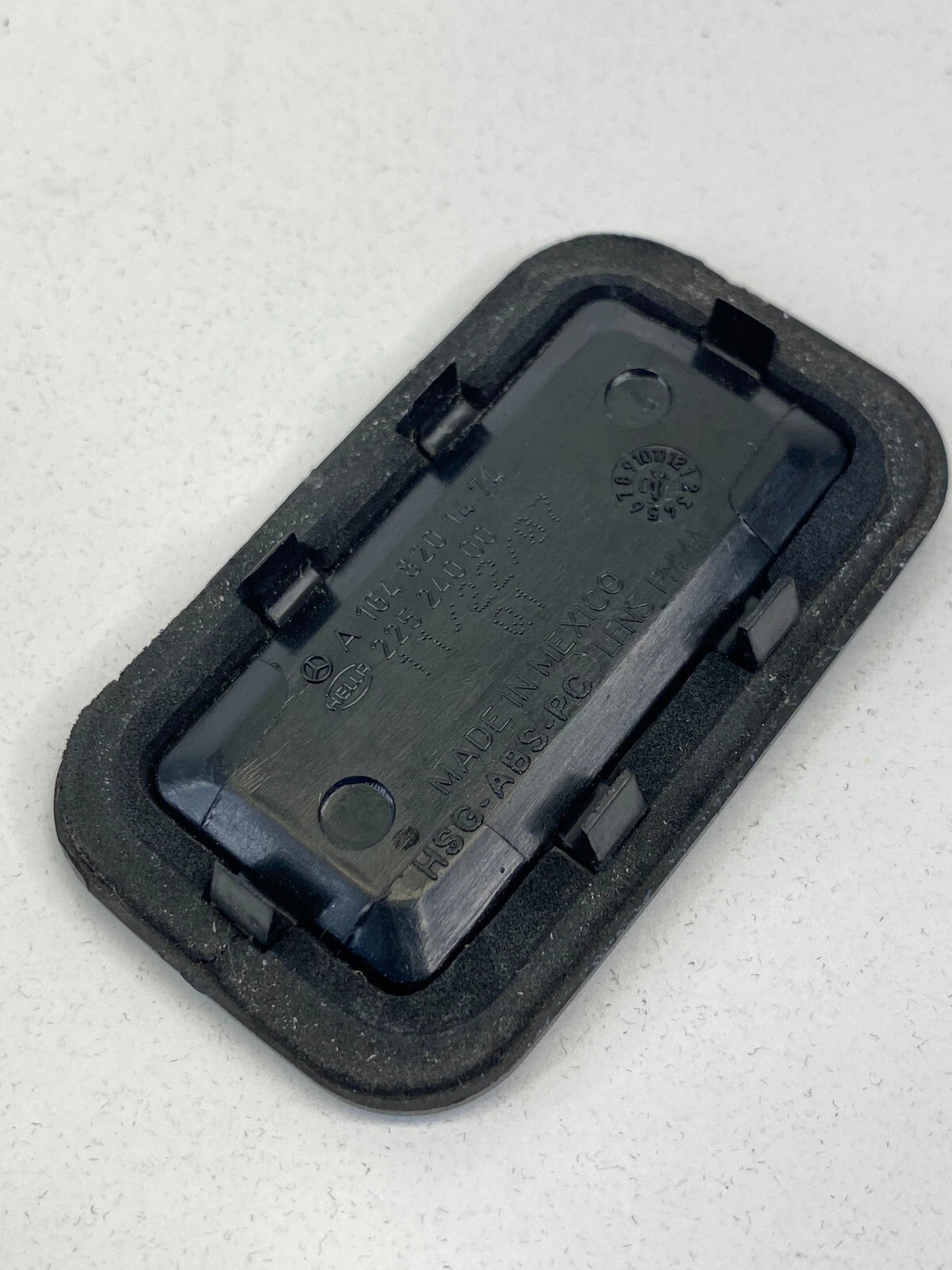 06-12 MERCEDES-BENZ R350 INTERIOR DOOR WARNING REFLECTOR PANEL COVER A1648201474