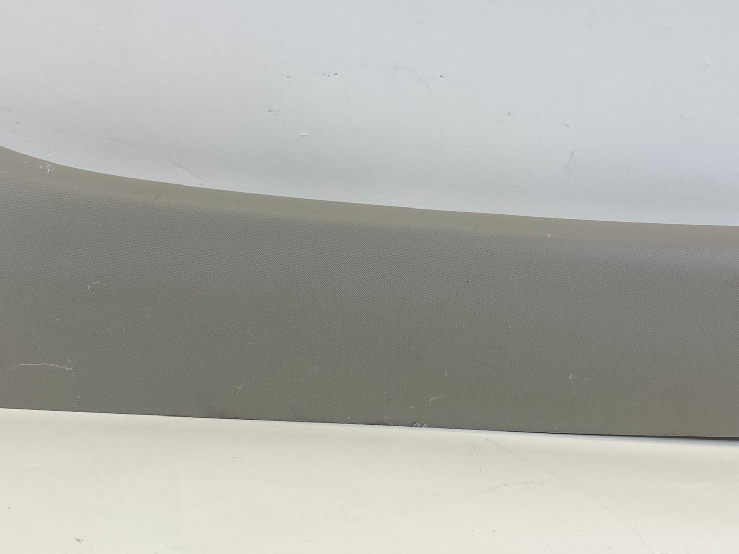 2011-2016 Chevy Cruze Front Left Windshield Pillar Trim Cover Tweeter 95470393