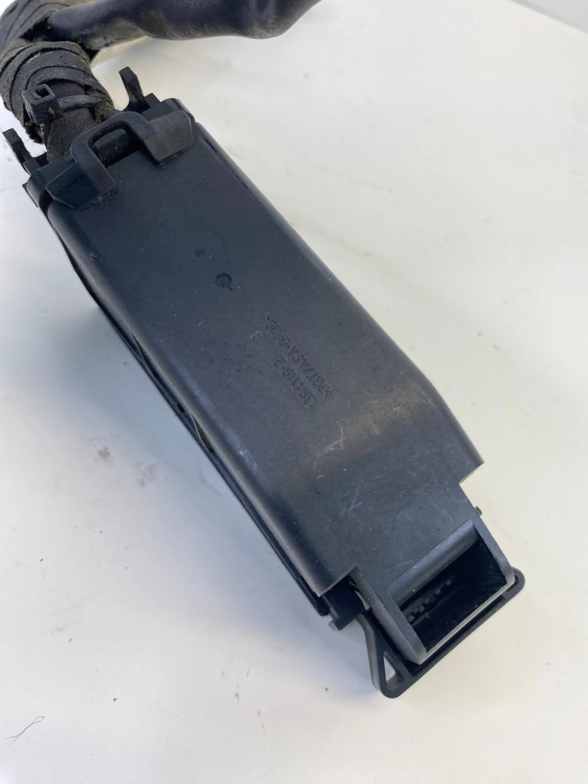 2001-2005 MERCEDES-BENZ C240 ABS PUMP CONNECTOR HARNESS PIGTAIL OEM A2035405809