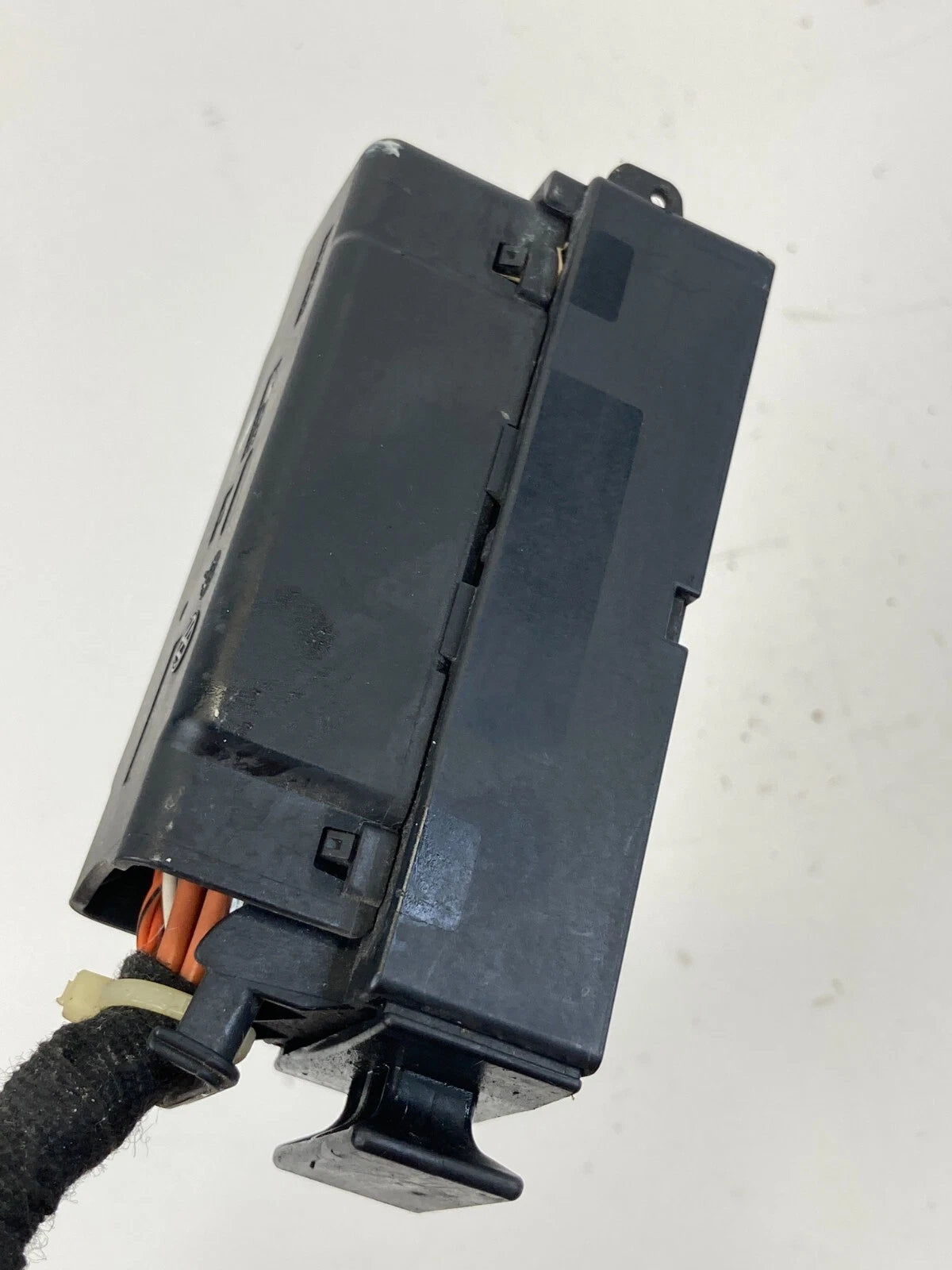 1998-2001 VOLKSWAGEN BEETLE 2.0L L4 FWD ABS PUMP CONNECTOR PLUG WIRE SOCKET OEM