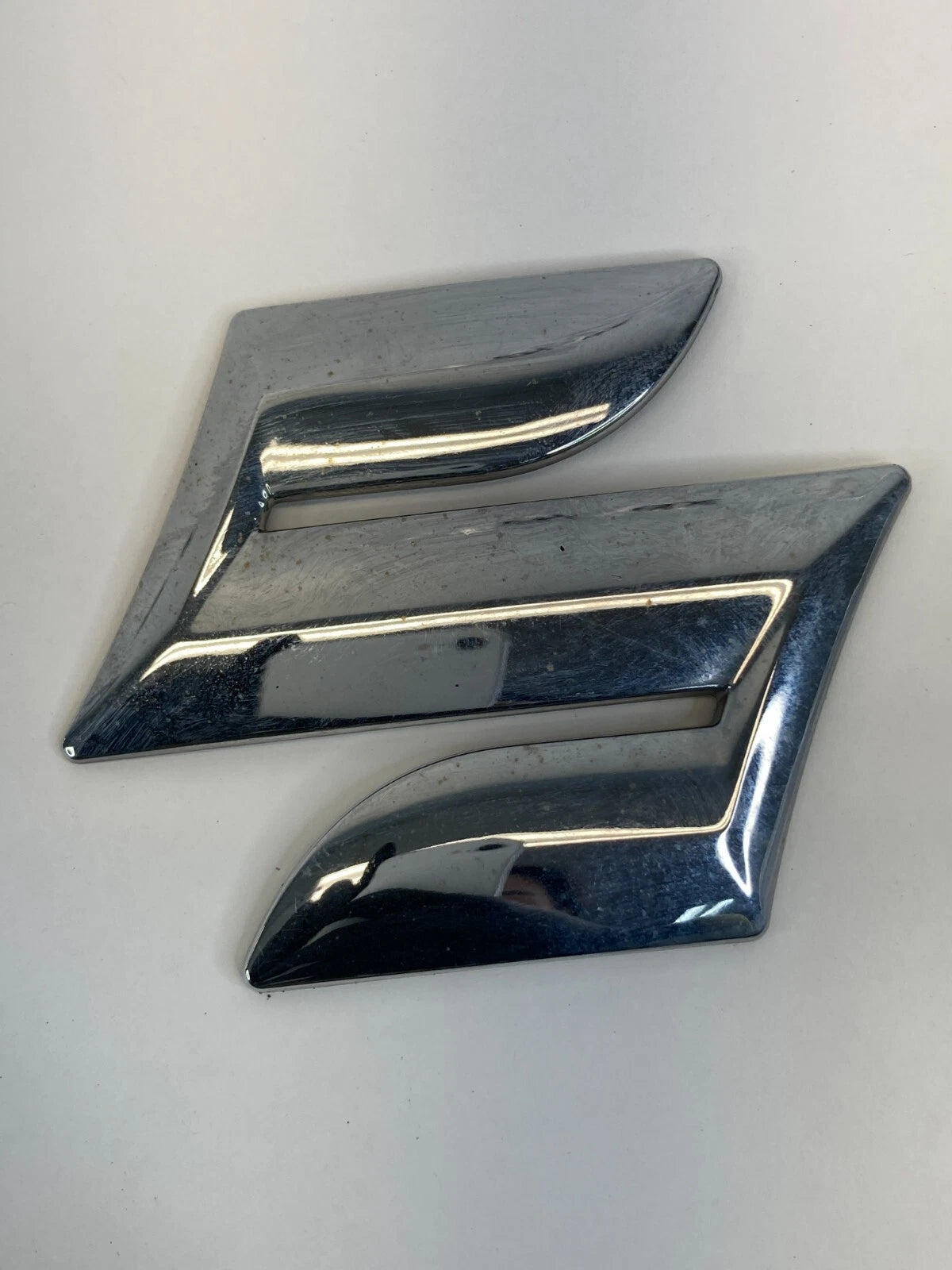 2007-2013 SUZUKI SX4 REAR TRUNK LID LOGO EMBLEM BADGE CHROME OEM