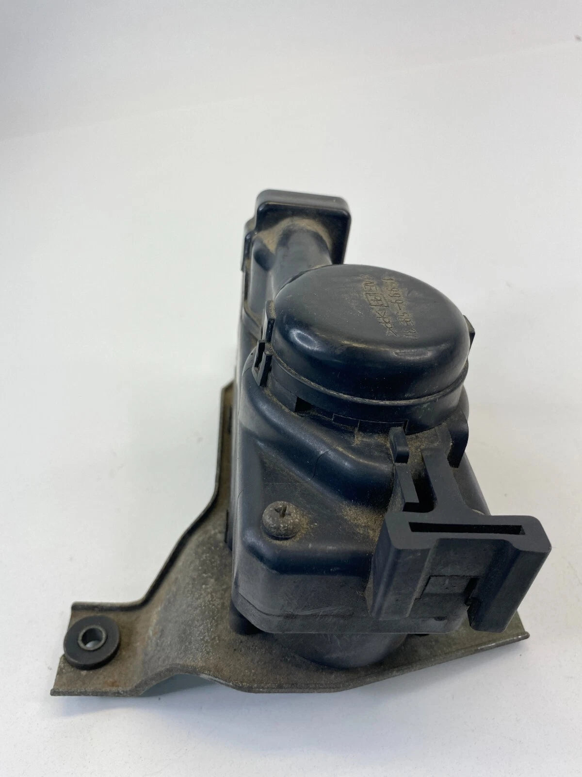 2003 2004 CHEVROLET TRACKER CRUISE CONTROL SERVO ACTUATOR 30028102 OEM